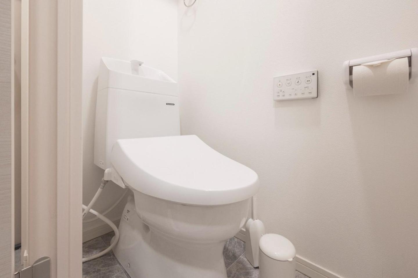 Ferienwohnung Wellsquareism Honancho Präfektur Tokio Exterior foto